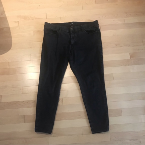Mid-rise Skinny Jeans - Picture 3 of 5